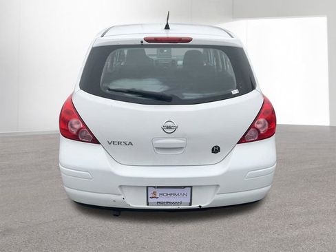 Used 2010 Nissan Versa 1.8 S image 5