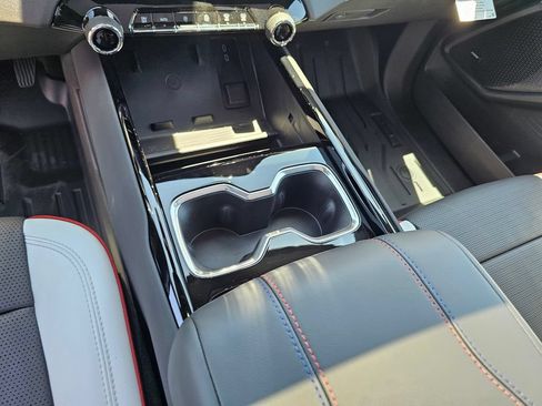 New 2026 Chevrolet Silverado EV 4x4 Crew Cab image 27