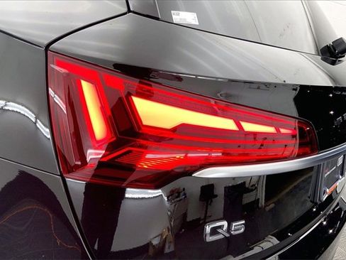 Certified 2023 Audi Q5 2.0T Premium Plus w/ Premium Plus Package image 29