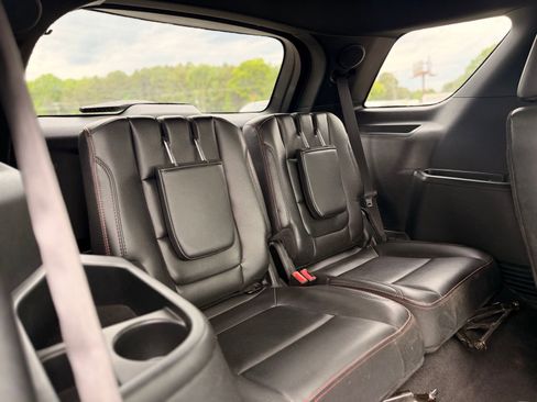 Used 2019 Ford Explorer Sport w/ Equipment Group 401A AWD/4WD image 26