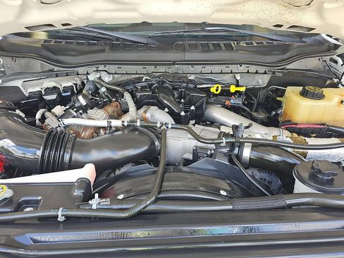 Used 2018 Ford F550 2WD SuperCab Super Duty w/ Power Equipment Group image 11