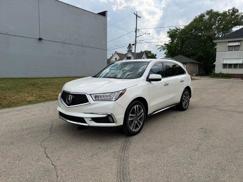 Used 2017 Acura MDX SH-AWD w/ Advance Package image 3
