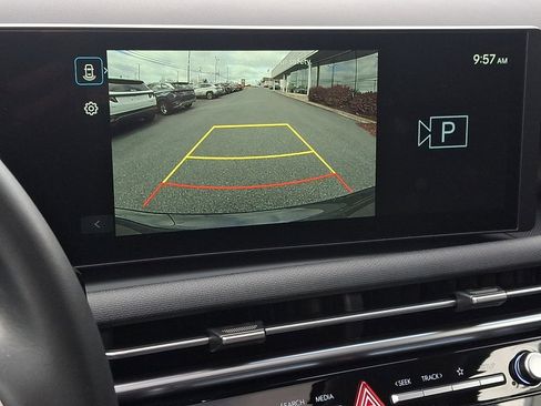 Certified 2025 Hyundai Tucson SEL image 19