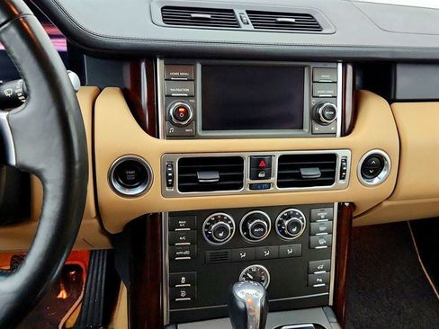 Used 2012 Land Rover Range Rover HSE AWD/4WD image 18