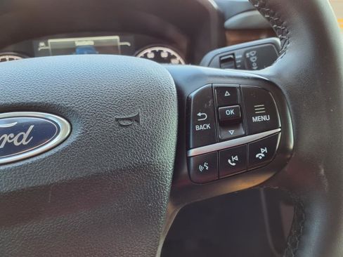 Certified 2023 Ford Maverick Lariat w/ Lariat Luxury Package image 18