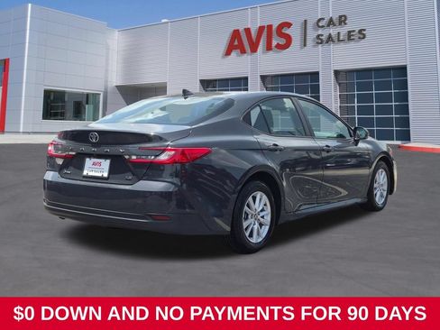 Used 2025 Toyota Camry LE FWD image 6
