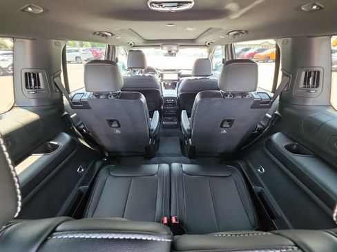 Certified 2026 Jeep Grand Cherokee L Limited w/ Limited Altitude Package AWD/4WD image 43