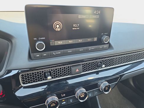 Used 2022 Honda Civic Sport image 18