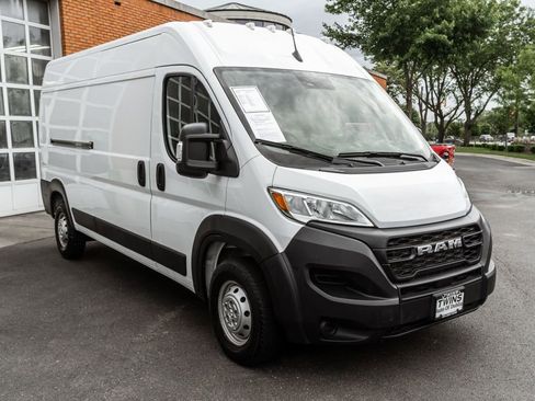 Used 2023 RAM ProMaster 2500 FWD image 5