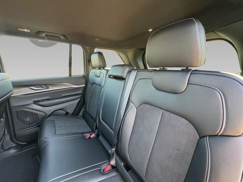 New 2026 Jeep Grand Cherokee Altitude RWD image 3