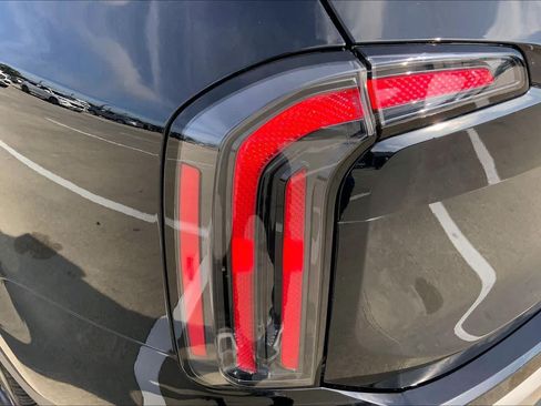 Used 2025 Kia Telluride SX FWD image 28