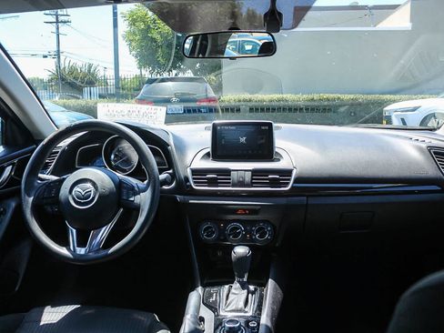 Used 2016 MAZDA MAZDA3 i Sport w/ Preferred Equipment Package FWD image 16
