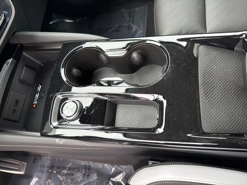 New 2025 Buick Envision Sport Touring image 27