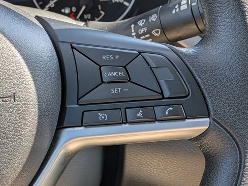 Used 2024 Nissan Altima 2.5 SV FWD image 19