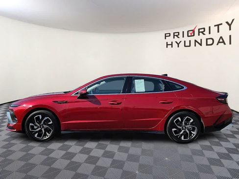Used 2024 Hyundai Sonata SEL FWD image 7
