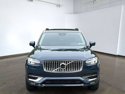 Used 2023 Volvo XC90 B6 Plus w/ Protection Package AWD/4WD image 2