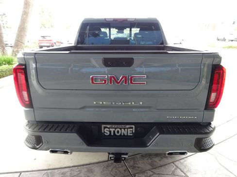 Certified 2025 GMC Sierra 1500 Denali w/ Denali Reserve Package AWD/4WD image 7