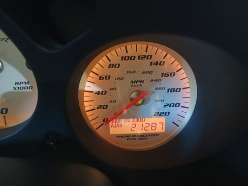 Used 2005 Dodge Viper SRT-10 image 28