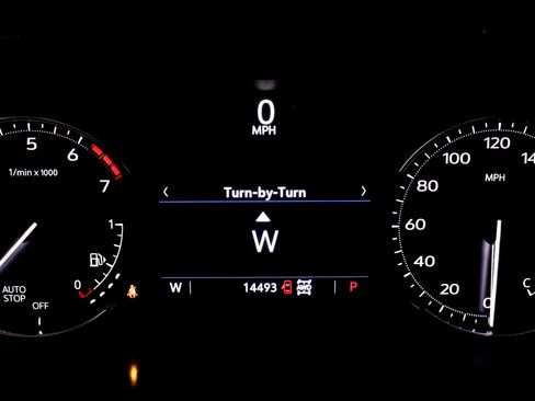 Used 2023 Cadillac XT4 Luxury w/ Cold Weather Package AWD/4WD image 25