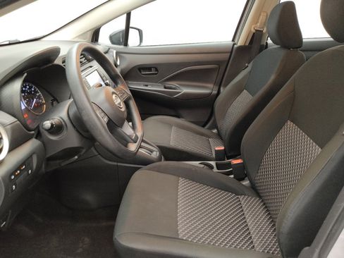 Used 2024 Nissan Versa S FWD image 17