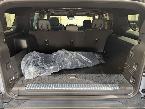 New 2025 GMC Hummer EV 2X image 14