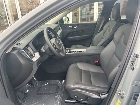 Certified 2025 Volvo XC60 B5 Plus AWD/4WD image 16
