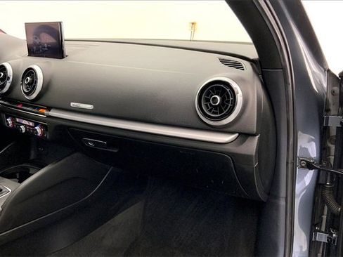 Used 2017 Audi A3 2.0T Premium w/ Convenience Package image 16