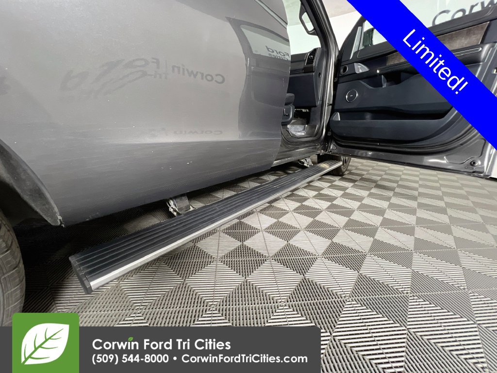 Used 2021 Ford Expedition Max Limited AWD/4WD image 36