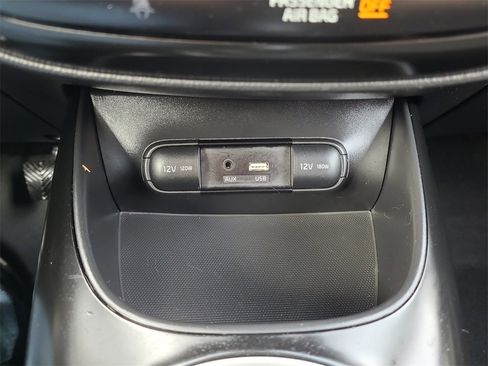 Used 2019 Kia Soul image 25