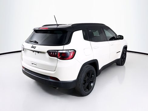 Used 2018 Jeep Compass Altitude image 31