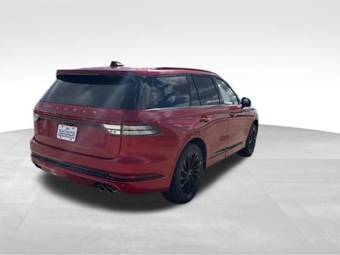 New 2026 Lincoln Aviator Reserve image 6