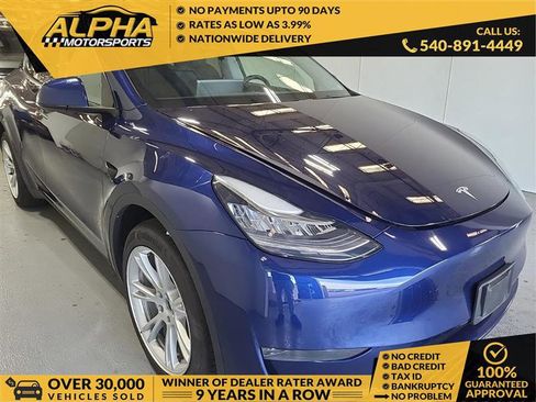 Used 2023 Tesla Model Y Long Range AWD/4WD image 1