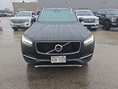 Used 2018 Volvo XC90 T6 Momentum w/ Convenience Package AWD/4WD image 2