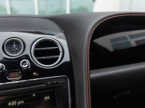 Used 2018 Bentley Flying Spur S V8 AWD/4WD image 38