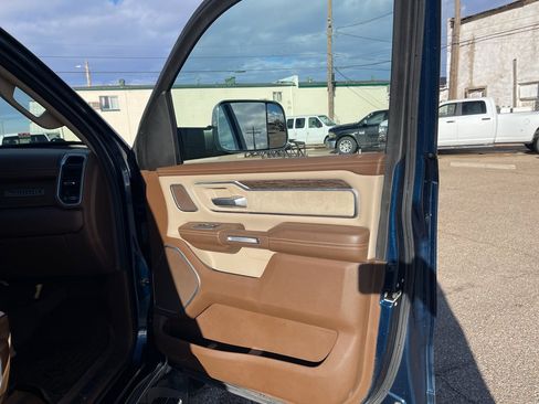 Used 2020 RAM 1500 Laramie image 16