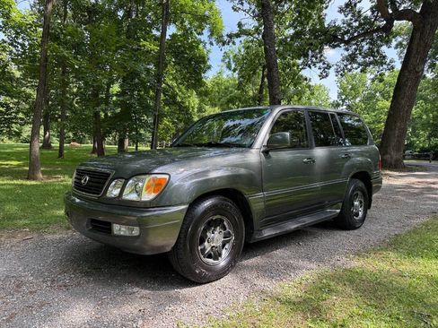 Used 2002 Lexus LX 470 4WD image 4