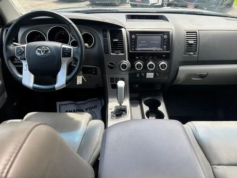 Used 2017 Toyota Sequoia Limited AWD/4WD image 22