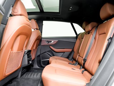 Certified 2025 Audi Q8 Premium Plus w/ Premium Plus Package AWD/4WD image 23
