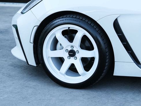 Used 2023 Toyota GR86 Premium RWD image 19