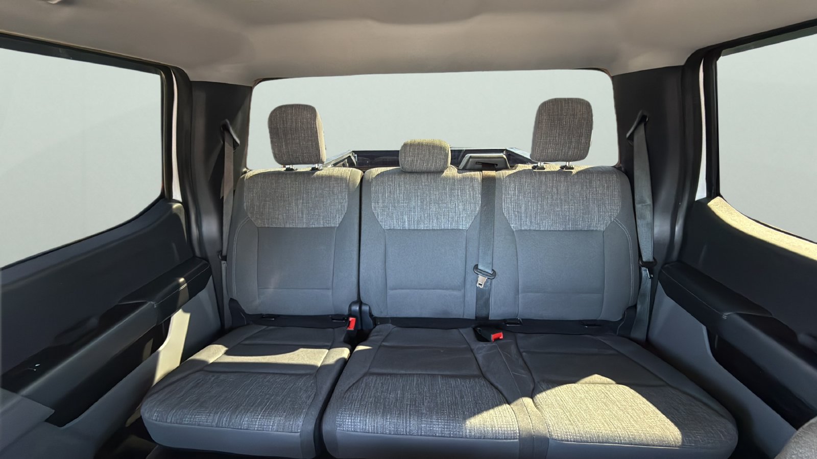 Used 2024 Ford F250 XLT w/ FX4 Off-Road Package AWD/4WD image 25