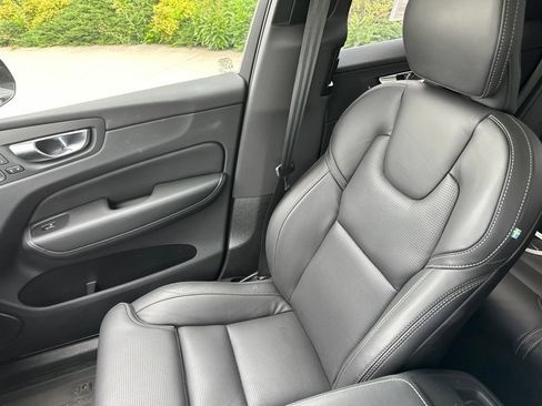 Used 2025 Volvo XC60 T8 Ultra w/ Protection Package Premier AWD/4WD image 24