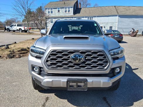 Used 2021 Toyota Tacoma TRD Sport w/ TRD Premium Sport Package image 2