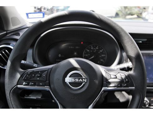 Used 2024 Nissan Kicks SV FWD image 8