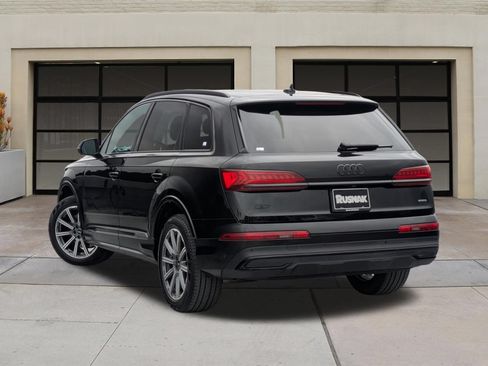 Used 2023 Audi Q7 2.0T Premium Plus w/ Premium Plus Package AWD/4WD image 2