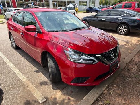 Used 2018 Nissan Sentra SV FWD image 4