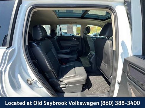 Used 2023 Volkswagen Atlas SE w/ Panoramic Sunroof Package AWD/4WD image 26