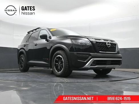 Used 2025 Nissan Pathfinder Rock Creek AWD/4WD image 41