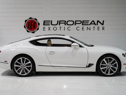 Used 2020 Bentley Continental GT AWD/4WD image 6