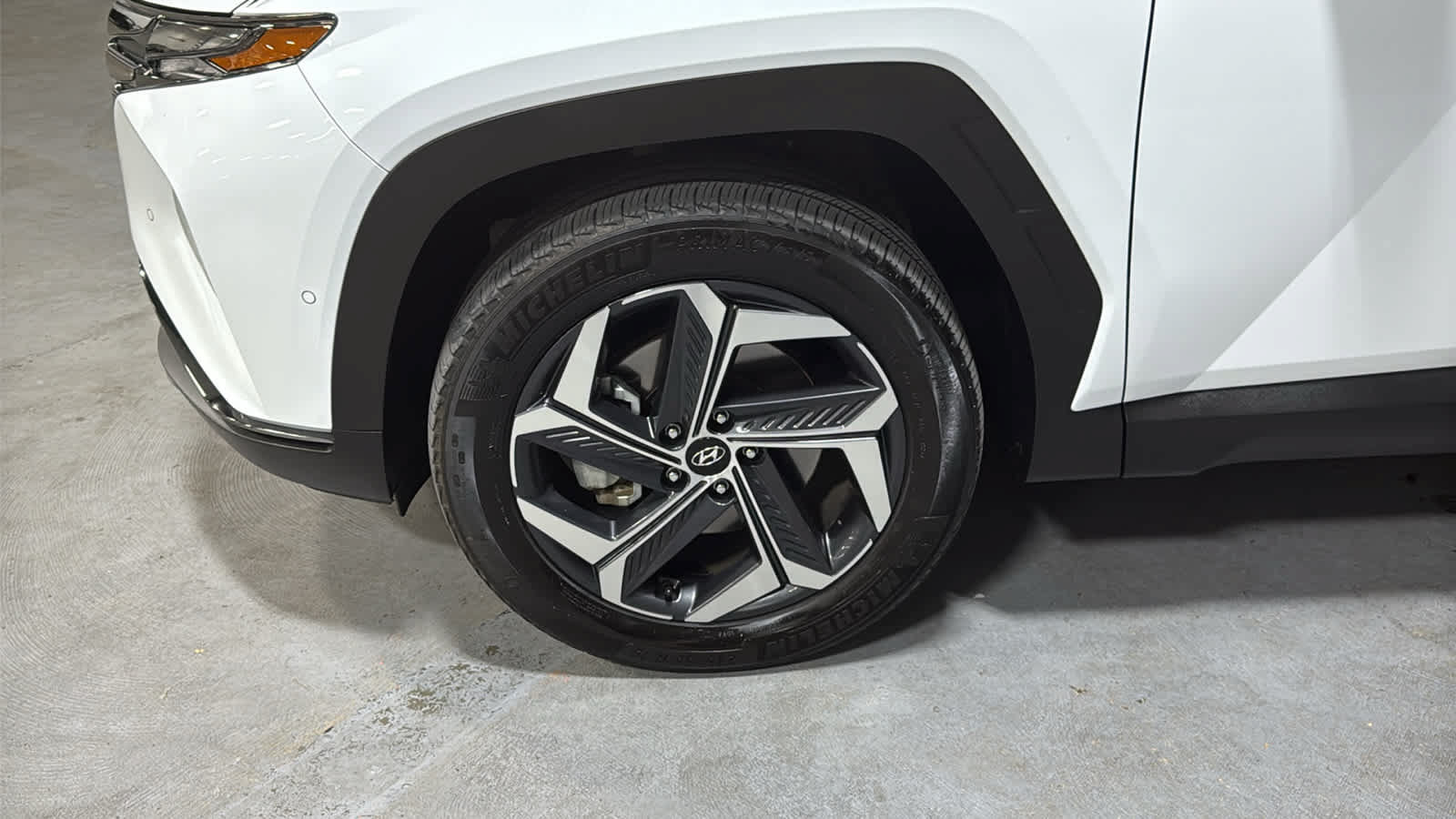 Used 2023 Hyundai Tucson Limited AWD/4WD image 8