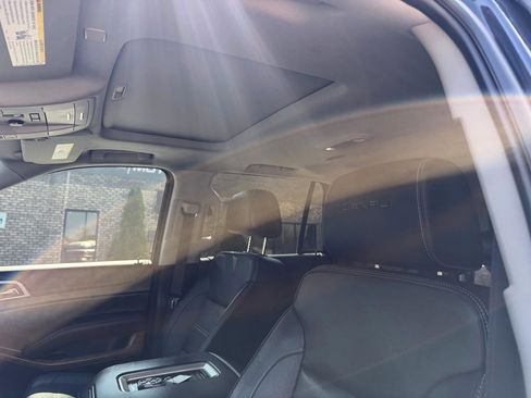 Used 2020 GMC Yukon Denali image 12
